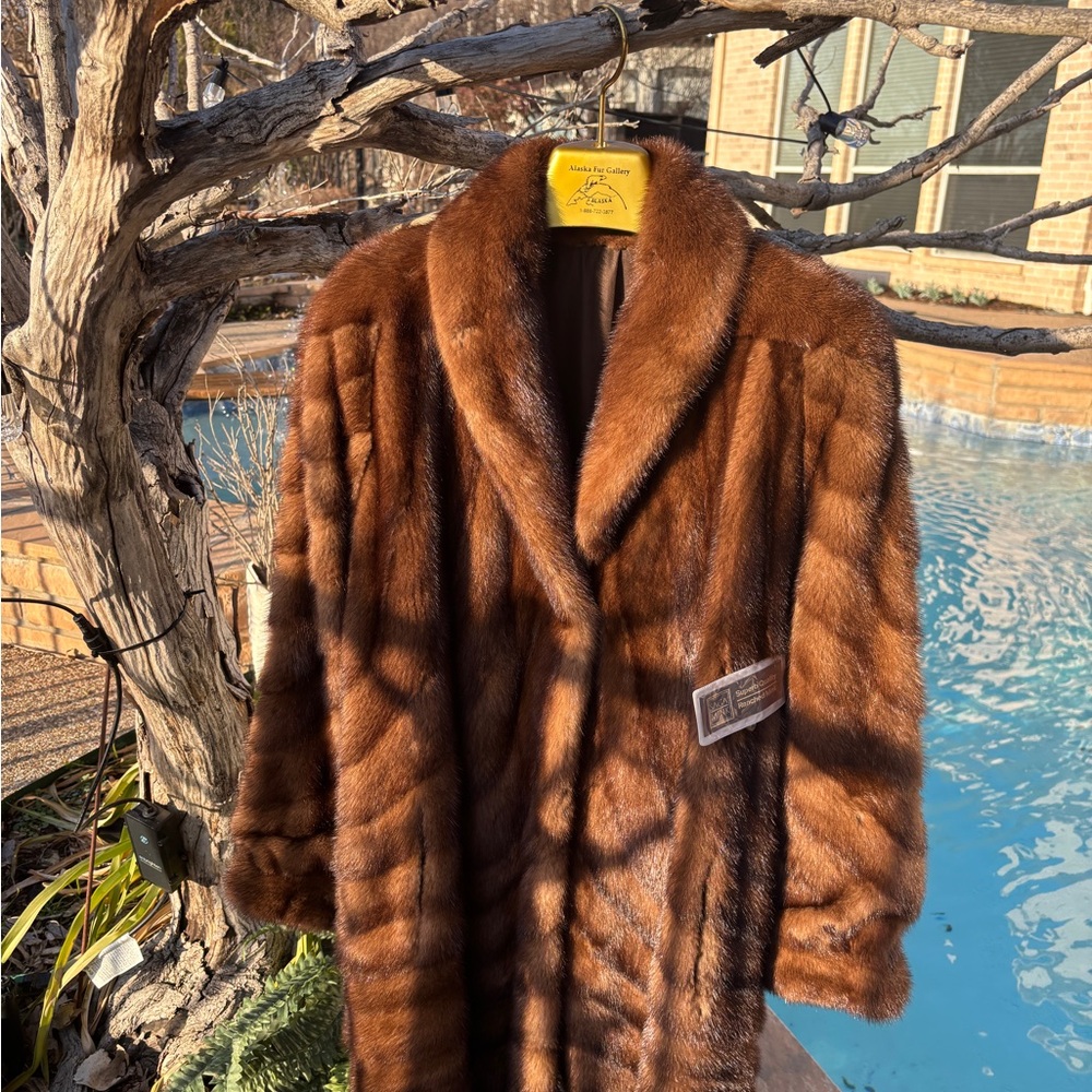 NWT - BUTTERSCOTCH MINK MED